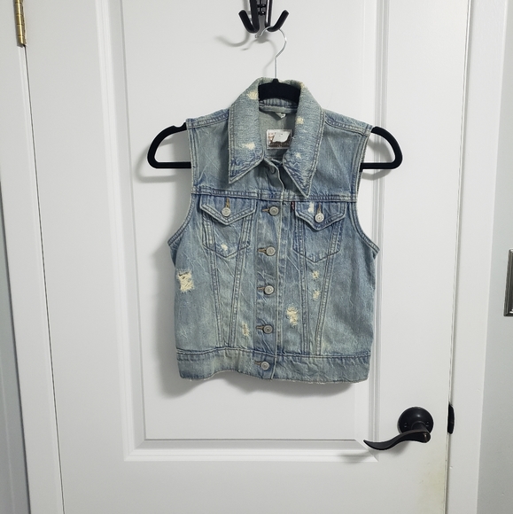 LEVI'S Distressed Denim Sleeveless Vest - Picture 1 of 12
